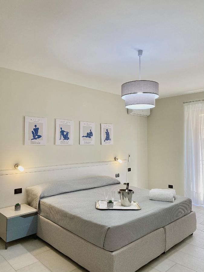 Scala Dei Turchi Palace Suites เรอัลมอนเต ภายนอก รูปภาพ