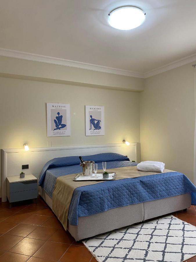 Scala Dei Turchi Palace Suites เรอัลมอนเต ภายนอก รูปภาพ