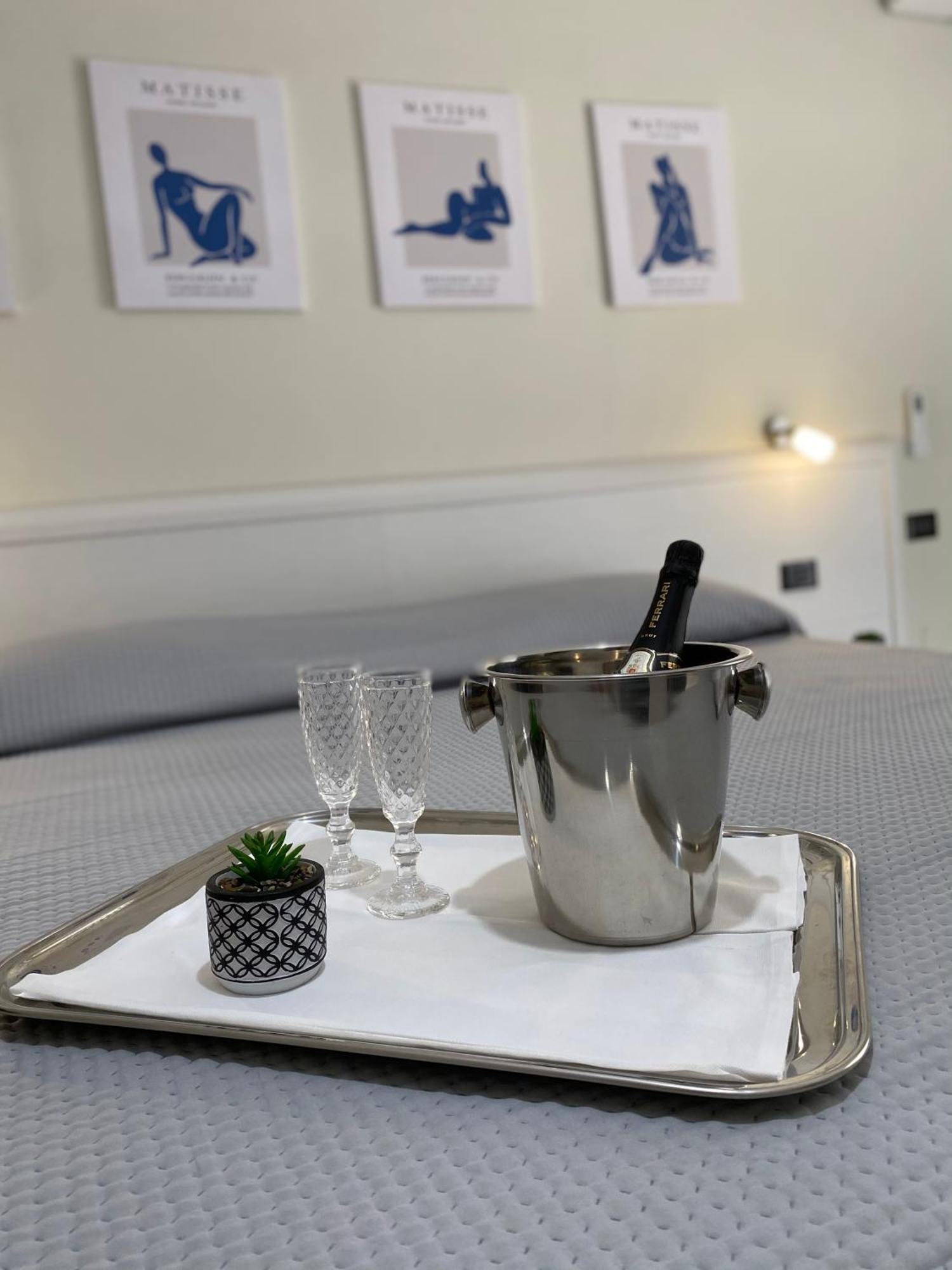 Scala Dei Turchi Palace Suites เรอัลมอนเต ภายนอก รูปภาพ
