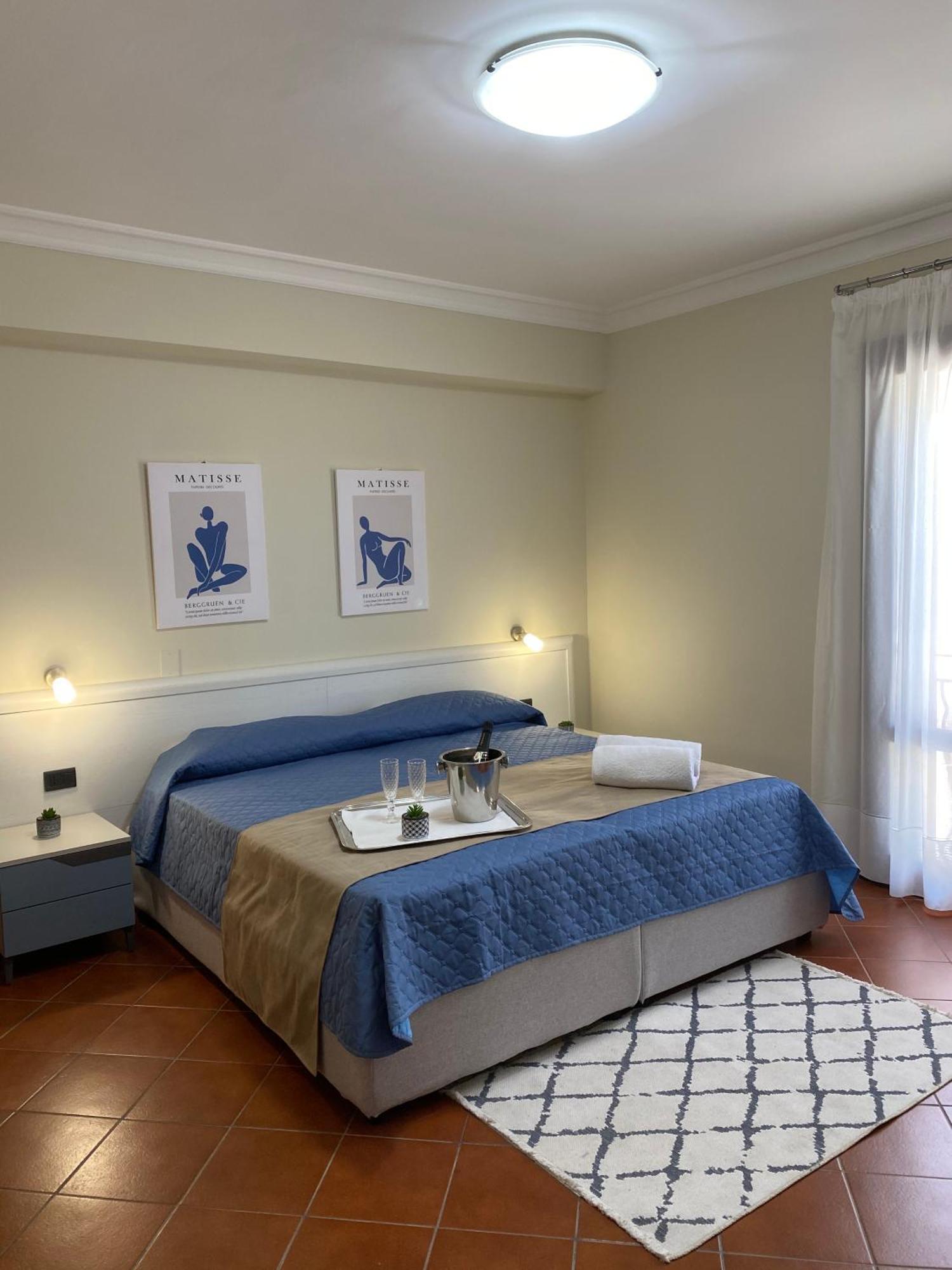 Scala Dei Turchi Palace Suites เรอัลมอนเต ภายนอก รูปภาพ